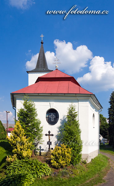 Fotka Velká Losenice, kostnice a kostel