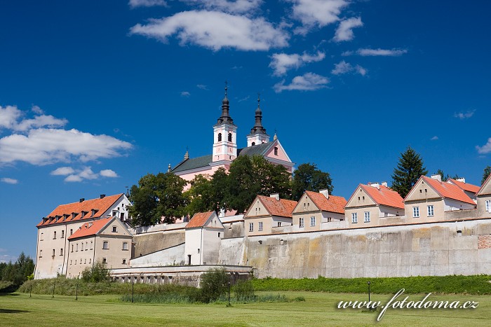 Fotka Kamaldulský klášter a chrám Neposkvrněného početí Panny Marie, Wigry, Polsko